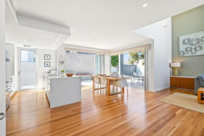 Anna Superbly Stylish Luxury Townhouse